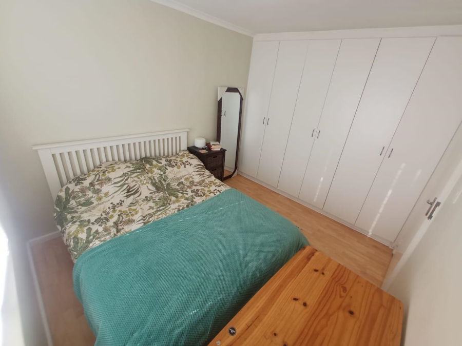 1 Bedroom Property for Sale in Waves Edge Western Cape